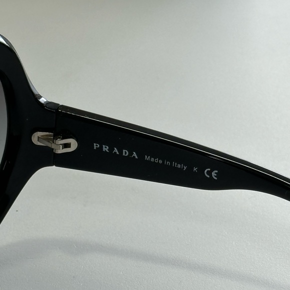 Prada Illusion runway FW11 mask sunglasses - Picture 7 of 10